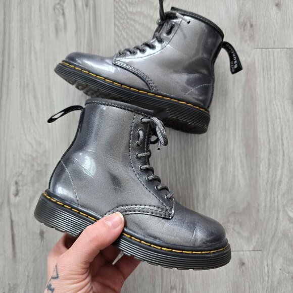 Dr. Martens 1460 graphite silver metallic vegan leather combat boots Toddler 9 - Picture 1 of 9